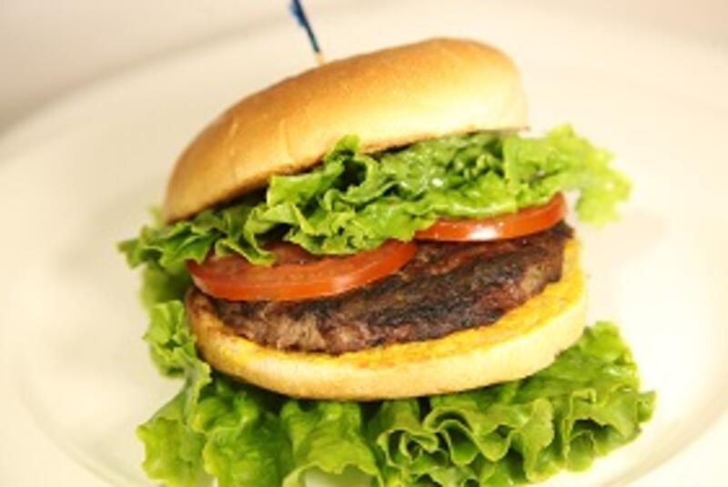 C.O.D. Classic Burger (580 cal)